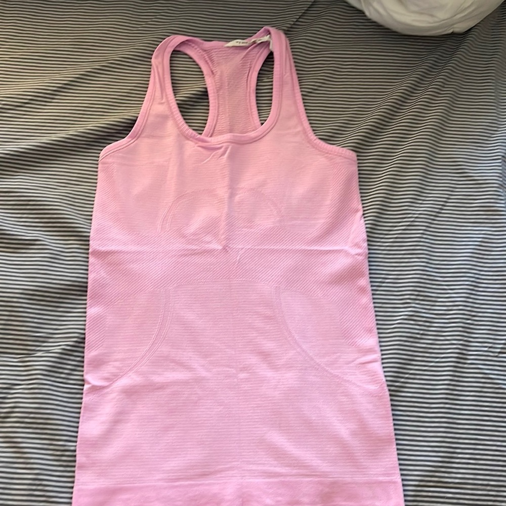 Lululemon tank top